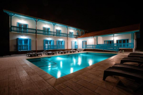 Vila Mavis-cazare cu piscina incalzita 1 mai-30 sept